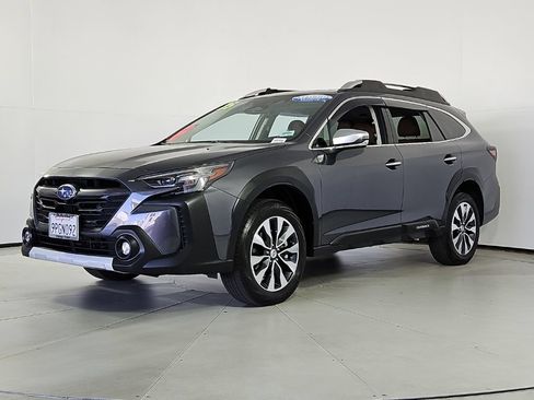 Certified 2025 Subaru Outback Touring XT AWD/4WD image 2