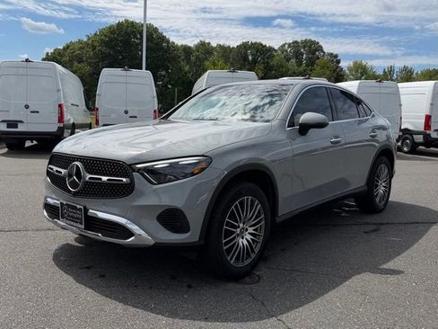 Certified 2025 Mercedes-Benz GLC 300 4MATIC image 3
