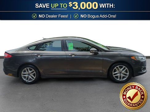 Used 2015 Ford Fusion SE w/ Equipment Group 202A FWD image 8