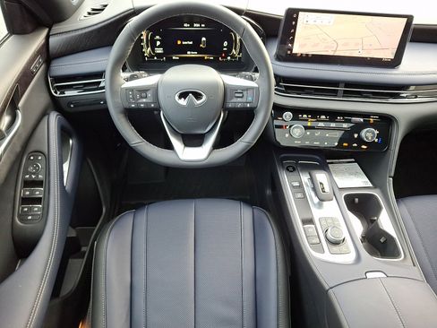 New 2026 INFINITI QX60 Sport image 8