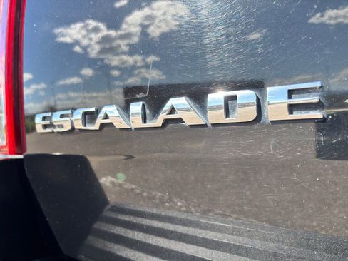 Used 2007 Cadillac Escalade ESV AWD w/ Information Package image 12