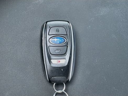 Used 2019 Subaru Forester Premium AWD/4WD image 30
