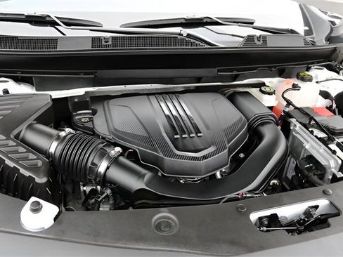 Used 2025 Buick Enclave Preferred image 10