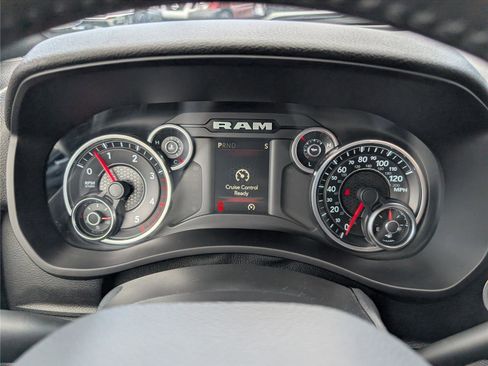 Used 2021 RAM 2500 Big Horn w/ Level 1 Equipment Group AWD/4WD image 31