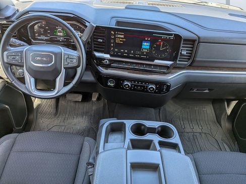 Used 2024 GMC Sierra 1500 Elevation w/ X31 Off-Road Package AWD/4WD image 15