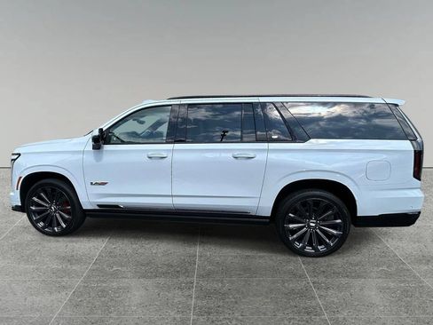 New 2026 Cadillac Escalade ESV V AWD/4WD image 2