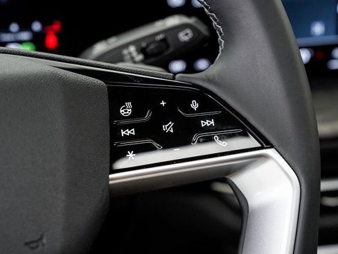 New 2025 Audi Q5 Premium Plus image 15