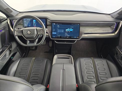 Used 2022 Rivian R1T Launch Edition image 25