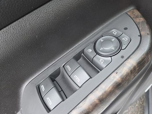 Used 2023 GMC Acadia Denali w/ Denali Ultimate Package image 12