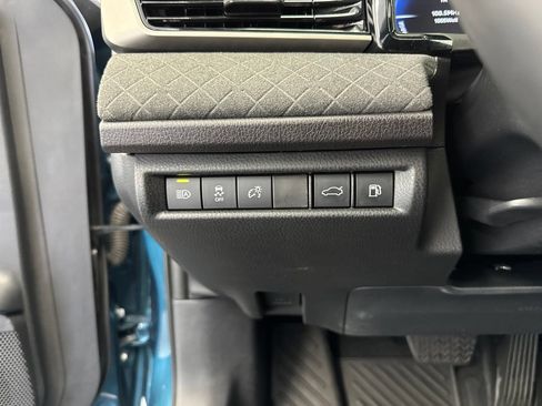 Certified 2025 Toyota Camry XLE AWD/4WD image 33