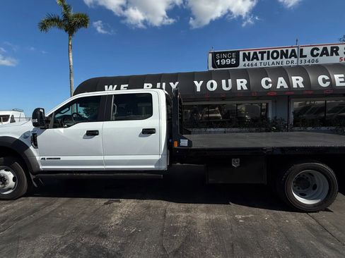 Used 2022 Ford F550 4x4 Crew Cab Super Duty w/ Power Equipment Group image 3