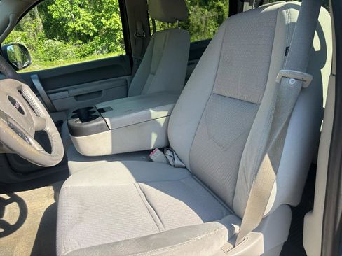 Used 2011 GMC Sierra 1500 SLE w/ Convenience Package image 12