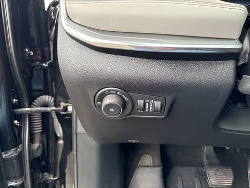 Used 2024 Jeep Compass Limited AWD/4WD image 20