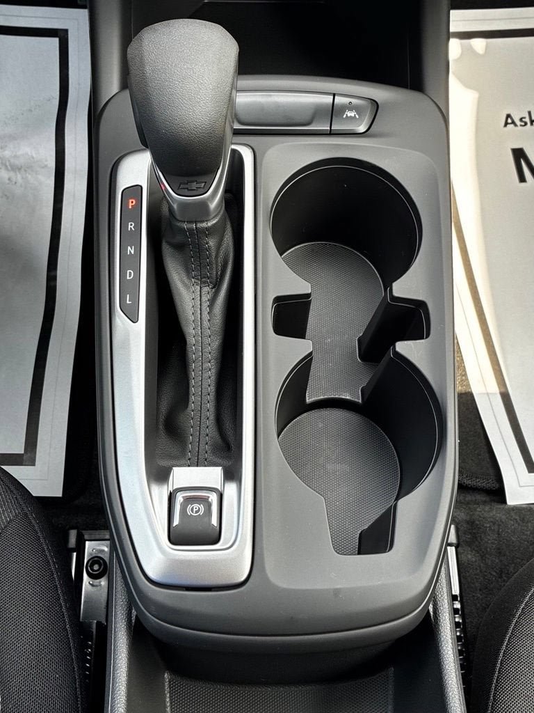 New 2026 Chevrolet Trax LS w/ LS Convenience Package FWD image 15