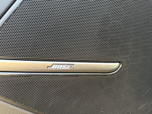 Used 2011 Cadillac CTS Premium image 11