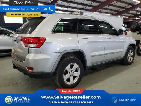 Used 2012 Jeep Grand Cherokee Laredo AWD/4WD image 4