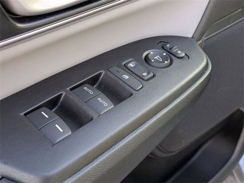 Used 2021 Honda CR-V EX-L image 12