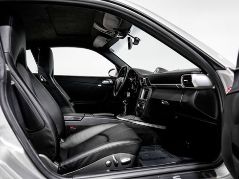 Used 2005 Porsche 911 Carrera S image 28