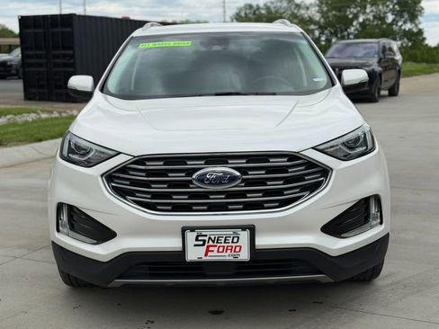 Used 2019 Ford Edge Titanium w/ Cold Weather Package AWD/4WD image 2