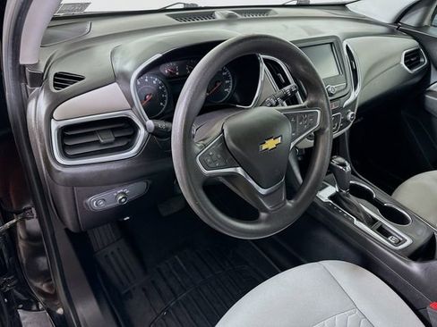 Used 2018 Chevrolet Equinox LT AWD/4WD image 11