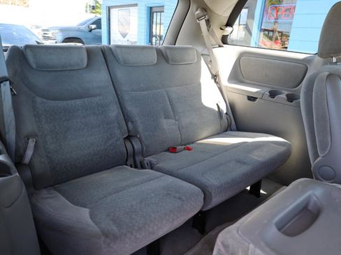Used 2004 Toyota Sienna CE FWD image 11