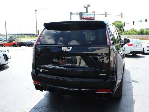 Used 2023 Cadillac Escalade V AWD/4WD image 25