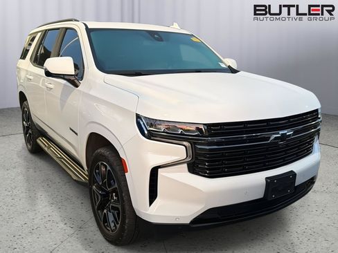 Used 2021 Chevrolet Tahoe RST w/ Luxury Package RWD image 4