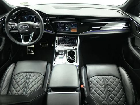 Used 2025 Audi SQ8 Premium Plus AWD/4WD image 17
