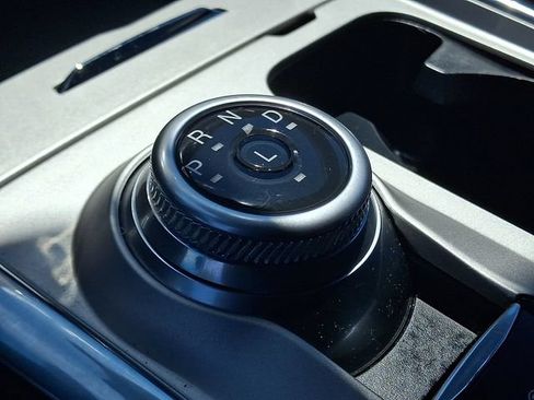 Used 2023 Ford Explorer XLT w/ Equipment Group 202A AWD/4WD image 16