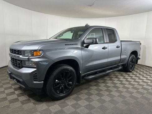 Used 2021 Chevrolet Silverado 1500 Custom image 7