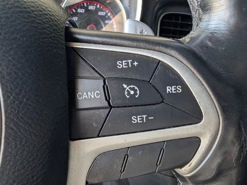 Used 2015 Dodge Charger R/T w/ Plus Group RWD image 30