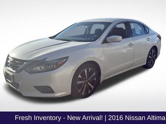 Used 2016 Nissan Altima 3.5 SR FWD video 1
