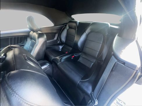 Used 2017 Ford Mustang Premium RWD image 33
