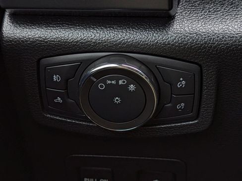 Used 2020 Ford F150 XLT w/ Equipment Group 302A Luxury AWD/4WD image 27