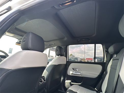 Certified 2023 Mercedes-Benz GLB 250 image 13