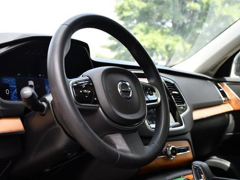 Certified 2024 Volvo XC90 B6 Plus AWD/4WD image 10