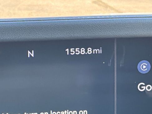 Used 2025 Lincoln Nautilus Reserve image 24