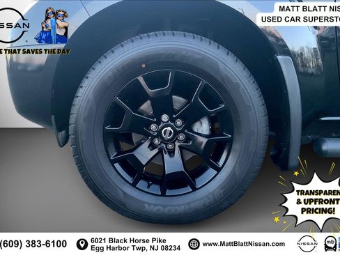 Used 2021 Nissan Frontier SV w/ Midnight Edition Floor Mats AWD/4WD image 8