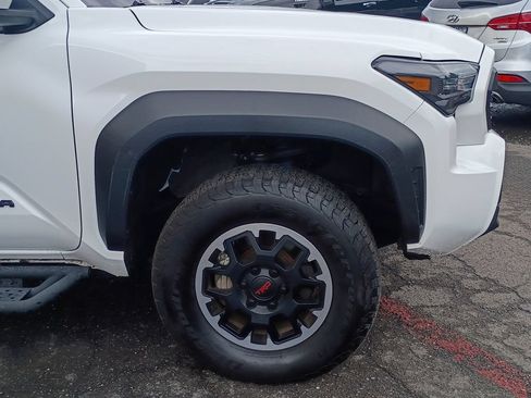 Used 2024 Toyota Tacoma TRD Off-Road AWD/4WD image 2