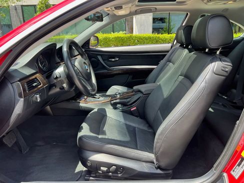 Used 2013 BMW 335i xDrive Coupe AWD/4WD image 11