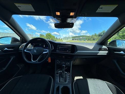 Used 2022 Volkswagen Jetta Sport FWD image 7