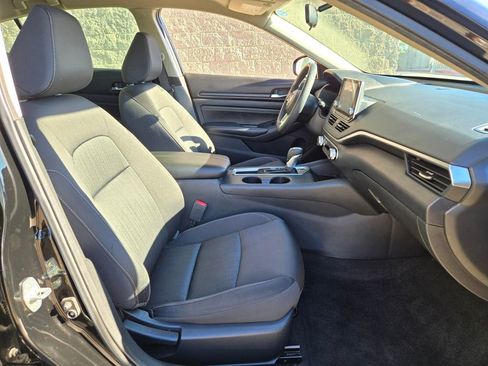Used 2020 Nissan Altima 2.5 S FWD image 18