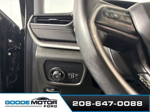 Used 2021 Jeep Grand Cherokee L Limited AWD/4WD image 13