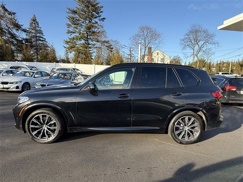 Certified 2023 BMW X5 xDrive40i w/ M Sport Package image 3