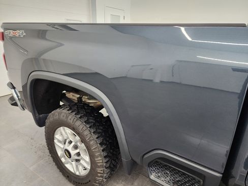 Used 2020 Chevrolet Silverado 2500 LT w/ Convenience Package image 26