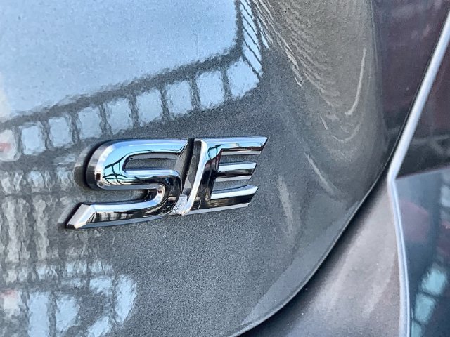 Used 2026 Toyota Camry SE FWD image 43