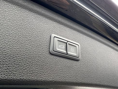 Used 2021 Audi Q5 Premium Plus w/ Premium Plus Package image 39