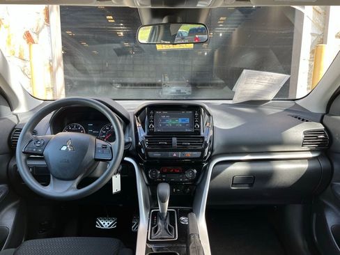 Used 2024 Mitsubishi Eclipse Cross ES image 23