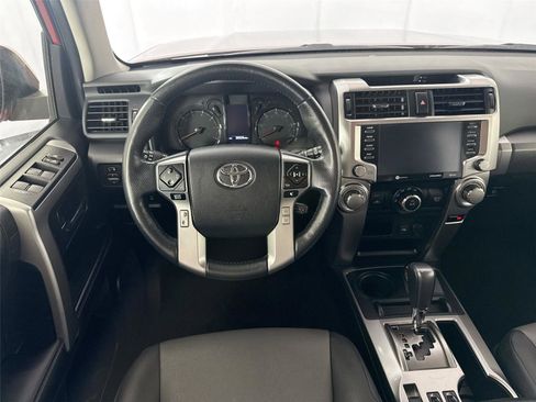 Certified 2024 Toyota 4Runner SR5 Premium AWD/4WD image 32