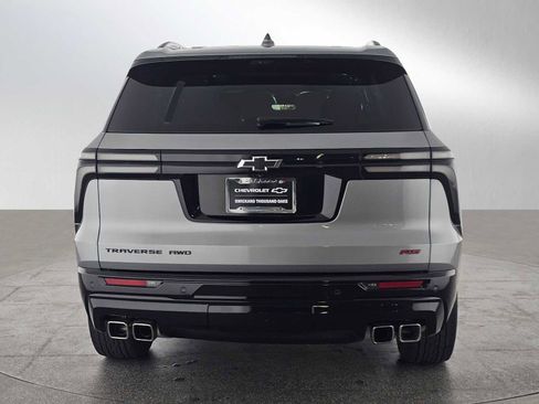 Used 2024 Chevrolet Traverse RS AWD/4WD image 4